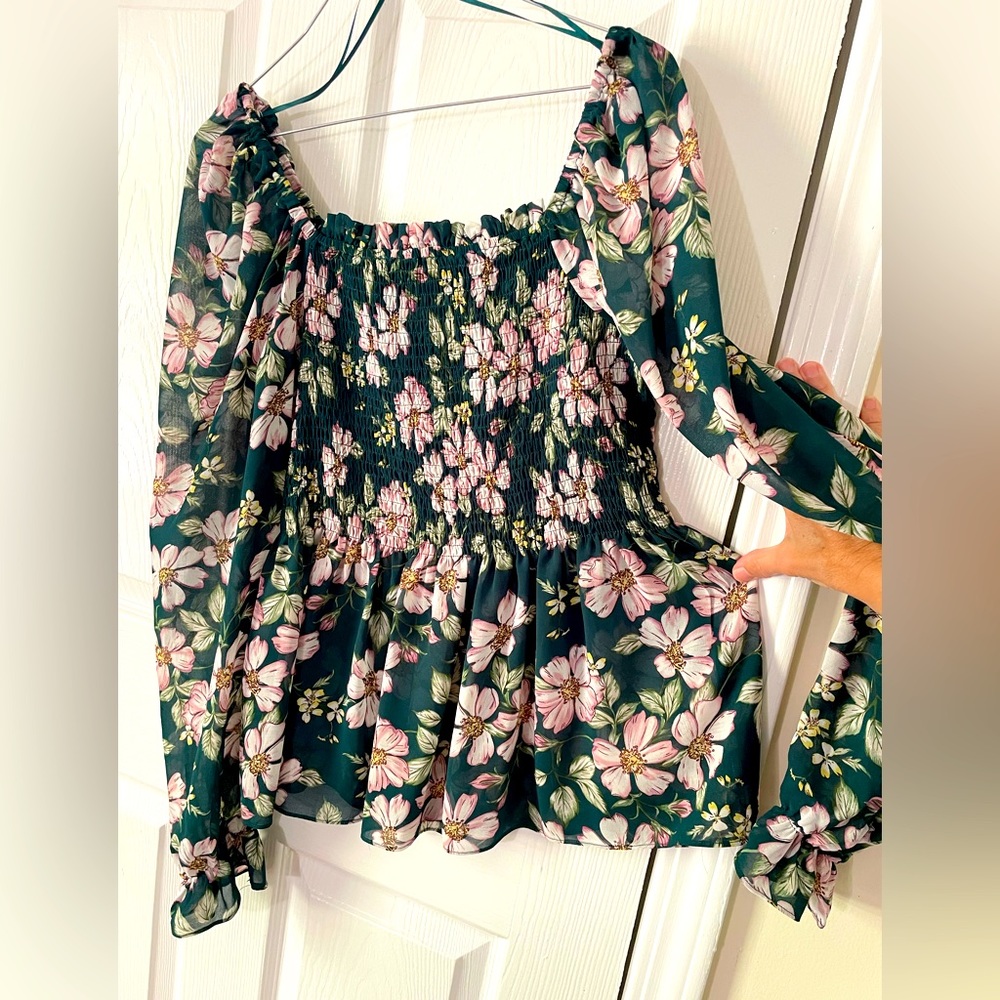 Apricot floral pink yellows on green stretch chest size 10 USA
